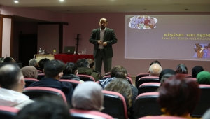 Aksaray Belediyesi'nde çalışanlara seminer