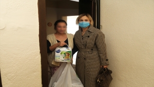 Gölbaşı Belediyesi'nden ihtiyaç sahibi ailelere bez ve mama desteği