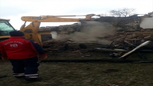 Kaman'da çıkan yangında tek katlı ev kullanılamaz hale geldi