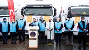 Kayseri'den Suriye'ye 3 tır yardım malzemesi gönderildi