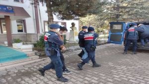 Kırıkkale'de 2 hırsızlık zanlısı tutuklandı