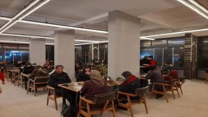 Konya-Ankara kara yolunda mahsur kalanlara çorba ikram edildi