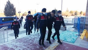 Konya'da kablo hırsızlığı iddiasıyla 5 kişi gözaltına alındı