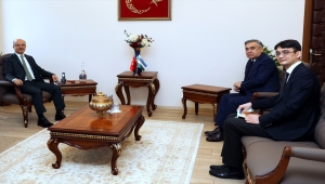 Özbekistan'ın Ankara Büyükelçisi Agzamhodjaev'den YÖK Başkanı Özvar'a ziyaret