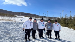 Pekin Kış Olimpiyatları'nda Türk bayrağını Ayşenur Duman ve Furkan Akar taşıyacak