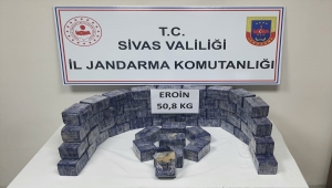 Sivas'ta yolcu otobüsünde 50 kilogram eroin ele geçirildi