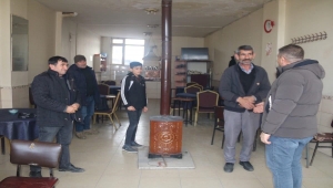 Ulaş Kaymakamı Baş, esnafları ziyaret etti