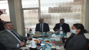 Ulaş Kaymakamı Sözen'e veda yemeği