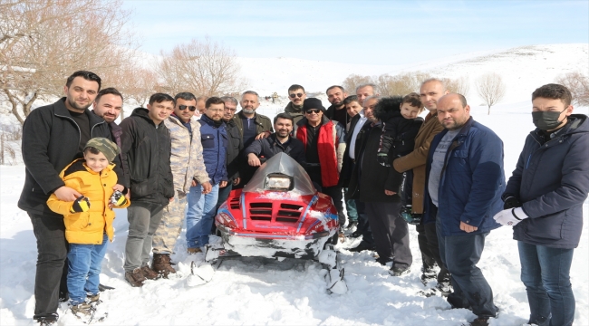 Yahyalı'da belediye personeli kar festivalinde buluştu 