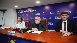 AK Parti'li Avcı ve Günay Eskişehir'de ulaşımla ilgili bilgilendirmede bulundu