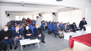 Bahşılı'da "Çizgilerin Diliyle Çanakkale Cephesi" konulu konferans verildi