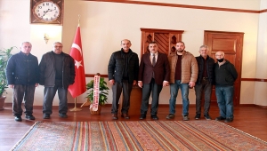 Beypazarı Bakkallar ve Bayiler Odası Başkanı Koçer'den Kaymakam Erdoğan'a ziyaret