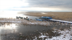 Beyşehir Gölü'nde balıkçılar av yasağına hazırlanıyor