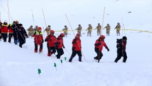 Erciyes Kayak Merkezi'nde çığ tatbikatı yapıldı
