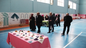 Halkapınar'da makine nakışları sergisi açıldı