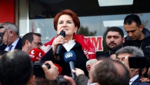 Akşener Kayseri'de esnafı ziyaret etti