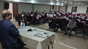 Karaman İl Müftüsü Gürbüz üniversite öğrencileriyle buluştu