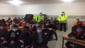 Karapınar'da ilköğretim öğrencilerine trafik eğitimi verildi