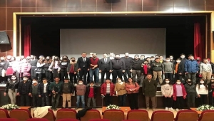 Karapınar'da öğrencilere tiyatro gösterisi