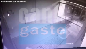 Kayseri'de binaya giren hırsız, bisikleti çalınmasın diye yanında taşıdı (Videolu haber)