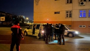 Kayseri Fevzi Çakmak Mahallesi'nde okul bahçesinde bıçaklanan genç yaralandı