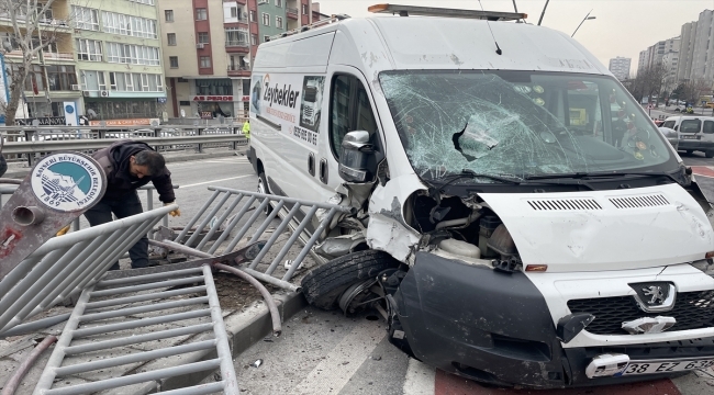 Kayseri'de zincirleme trafik kazası: 1 kişi yaralandı