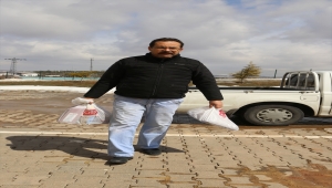 Nevşehir'de üniversite öğrencileri evlerine götürdükleri bankı yerine bıraktı