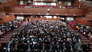 Niğde Ömer Halisdemir Üniversitesinde 212 tıp öğrencisi beyaz önlük giydi