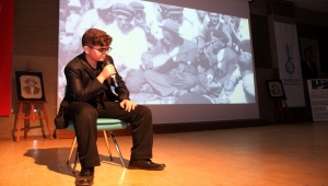 Şarkışla'da lise öğrencileri, Aşık Veysel'i andı