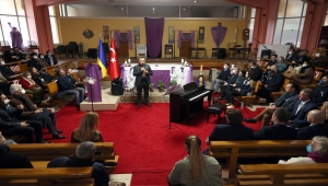 Savaştan etkilenen Ukraynalılar için Ankara'da yardım konseri