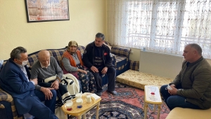 Seydişehir Belediye Başkanı Tutal, yaşlıları evlerinde ziyaret etti