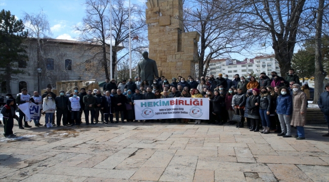 Sivas'ta 14 Mart Tıp Bayramı kutlandı