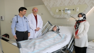 Sivas'ta bir hastanın karın boşluğundan yaklaşık 5 kilogramlık kist çıkarıldı 