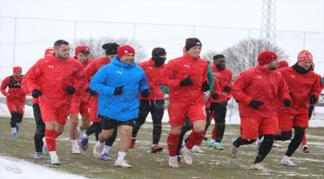 Sivasspor, Adana Demirspor maçının hazırlıklarını sürdürdü 