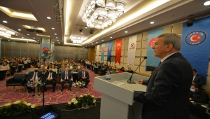 TEKSİF Genel Başkanı Nazmi Irgat, Kadınlar Günü programında konuştu: