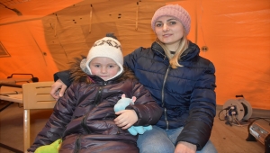 Türk vatandaşı Ukraynalı annenin 4 yaşındaki kızıyla savaştan kaçış yolculuğu