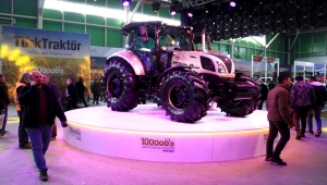 TürkTraktör'ün 1 milyonuncu ürünü Konya Tarım Fuarı'nda 