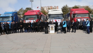 Yozgat'tan İdlib'e 4 tır yardım malzemesi gönderildi