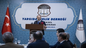 Adalet Bakanı Bozdağ, Yargıda Birlik Derneği'nin iftar programında konuştu: