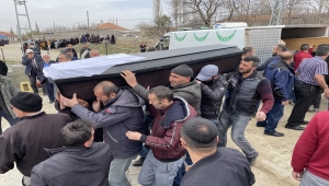 Aksaray'da öldürülen anne ve oğlu ile intihar eden şüphelinin cenazesi defnedildi