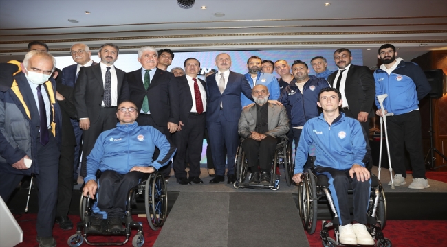 Bakanı Karaismailoğlu, Türkiye Sakatlar Konfederasyonu'nun iftar programına katıldı: