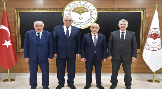 Başkan Akay Ankara'da ziyaretlerde bulundu