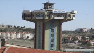 Beypazarı'nda Gazi Gündüz Alp İş Merkezi'nde bulunan kulenin yıkım kararı alındı