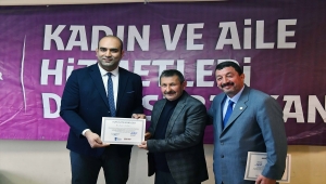 Bilgisayar eğitimini tamamlayan Ankaralı 50 muhtara sertifikaları verildi