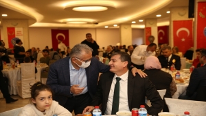 Büyükkılıç, polislerle iftar yaptı