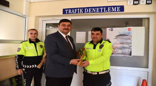 Kahramankazan Belediye Başkanı Oğuz, polislerin günlerini kutladı