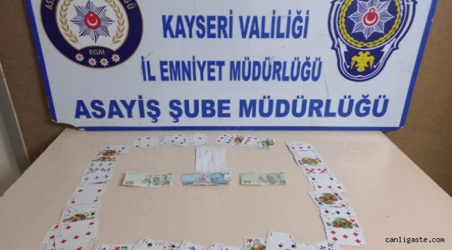 Kayseri'de kumar oynayan 22 kişiye 40 bin lira ceza uygulandı