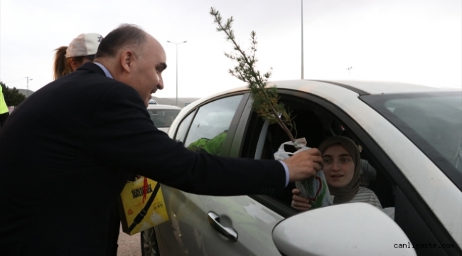 Kayseri Valisi Günaydın, Ankara yolundaki trafik uygulamasına katıldı