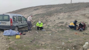 Kırıkkale'de trafik kazasında 2 kişi yaralandı