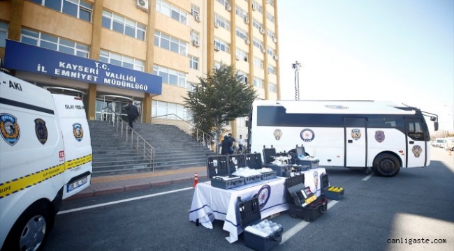 Mobil kriminal laboratuvar aracı, Kayseri polisine teslim edildi